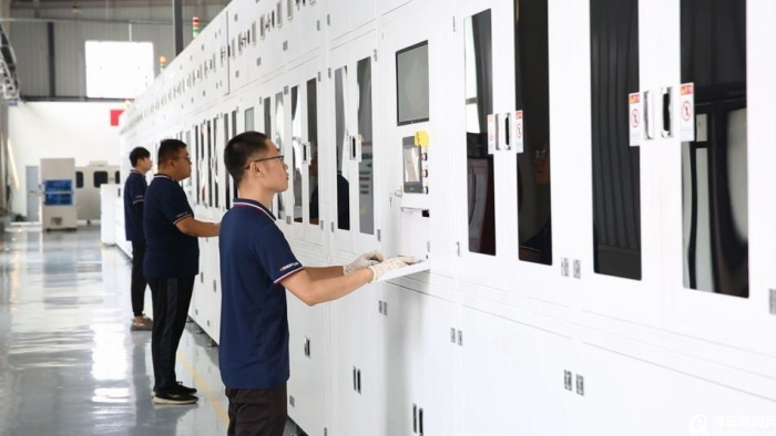 鏈出新動(dòng)能 | 液流儲(chǔ)能成“黑馬” “綠色充電寶”山東造 塑料制品銷售